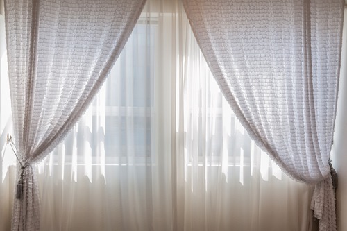 https://www.pearstar.com/the-ultimate-guide-to-curtain-materials-in-port-arthur/